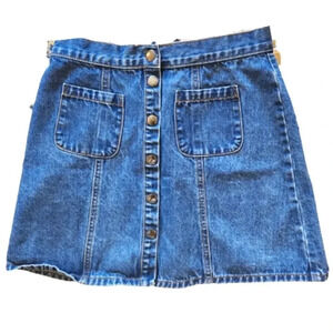 BDG Button-Front Denim Mini Skirt ✨Size S / Petite-friendly | Urban Outfitters